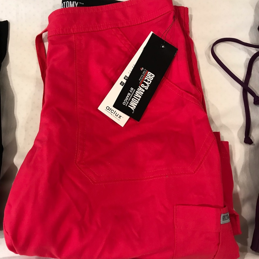 AUTHENTIC Grey’s Anatomy medical scrubs